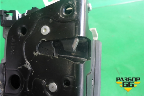 Замок двери передней правой (8X1837016C) для Audi A4 (В9) с 2015г (А4)