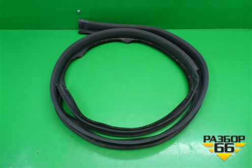 Уплотнитель на кузов левый для Renault Logan с 2004-2015г (Логан)