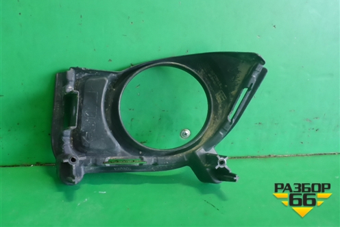 Накладка ПТФ левая (до 2016г) (814820E160) для Toyota Highlander с 2013-2021г (Хайлендер)