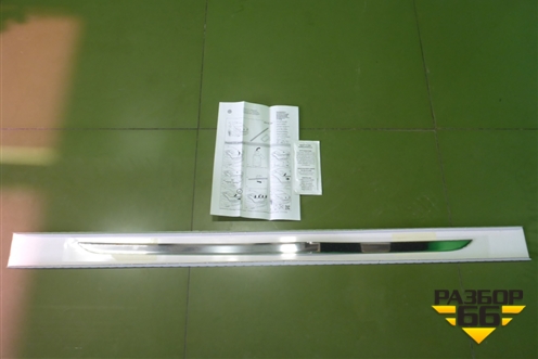 Накладка крышки багажника (новая) (3C8071360) для Volkswagen Passat-CC с 2008г (Пассат ЦЦ)