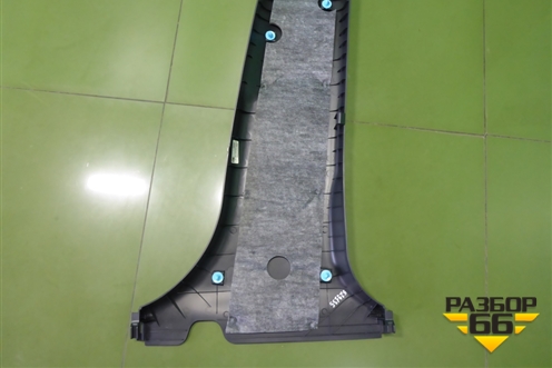 Обшивка стойки центральная нижняя левая (новая) (858352R000) для Hyundai i30 с 2007-2012г (Ай30)