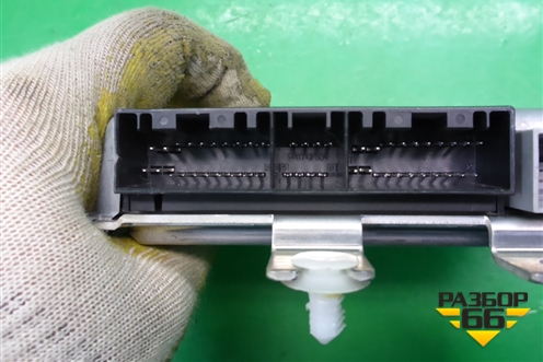 Блок управления подвеской (RQT500170) для Land Rover Discovery 3 с 2004-2009г (Дискавери)