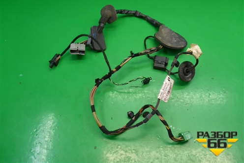 Проводка двери задней правой (YMM502621) для Land Rover Discovery 3 с 2004-2009г (Дискавери)