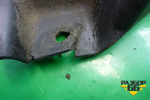 Пыльник двигателя центральный (KRB500033) для Land Rover Discovery 3 с 2004-2009г (Дискавери)