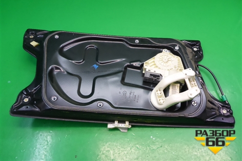 Стеклоподъёмник электрический передний правый для Land Rover Discovery 3 с 2004-2009г (Дискавери)