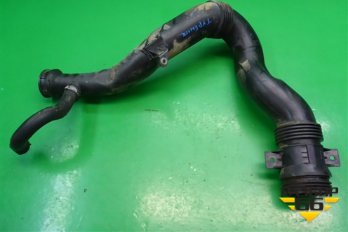 Патрубок воздушного фильтра (2.7л 276DT) (PHD500082) для Land Rover Discovery 3 с 2004-2009г (Дискавери)