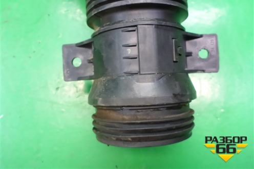 Патрубок воздушного фильтра (2.7л 276DT) (PHD500082) для Land Rover Discovery 3 с 2004-2009г (Дискавери)