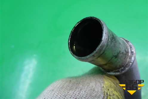 Трубка масляная (2.7л 276DT) для Land Rover Discovery 3 с 2004-2009г (Дискавери)