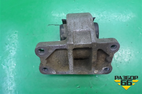 Опора КПП задняя для Land Rover Discovery 3 с 2004-2009г (Дискавери)