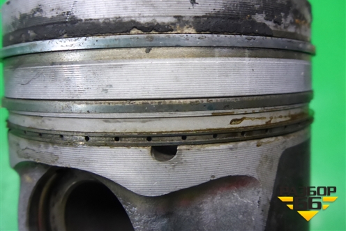 Поршень с шатуном (2.7л 276DT) для Land Rover Discovery 3 с 2004-2009г (Дискавери)