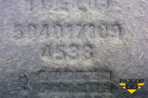 Обшивка в кабину (левая верхняя) (504017109) для Iveco Stralis с 2007г (Стралис)