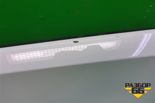 Спойлер на дверь багажника (31488325) для Volvo XC40 с 2017г (ХС40)