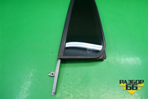 Стекло двери задней левой форточка для Land Rover Discovery 3 с 2004-2009г (Дискавери)