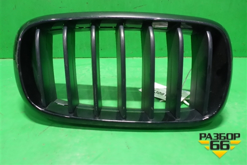 Решетка радиатора правая (7316076) для BMW X5 F15 с 2013г (Х5 Ф15)