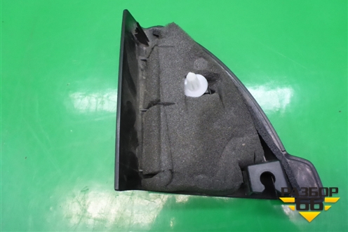 Накладка двери передней правой уголок (96984324) для Chevrolet Cruze c 2009-2015г (Круз)