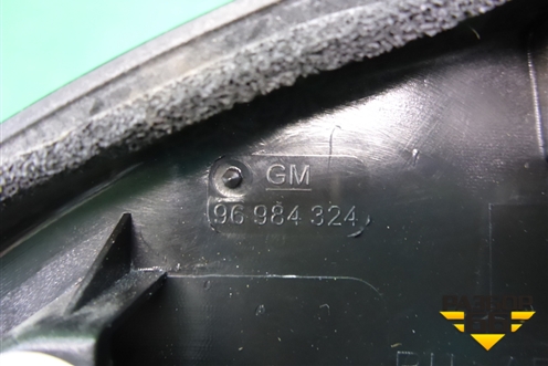 Накладка двери передней правой уголок (96984324) для Chevrolet Cruze c 2009-2015г (Круз)