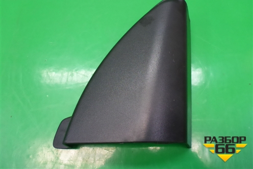 Накладка двери передней правой уголок (96984324) для Chevrolet Cruze c 2009-2015г (Круз)