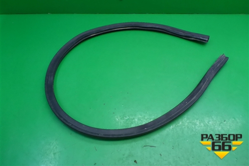 Уплотнитель капота (на решётку стеклоочистителя) для Chevrolet Cruze c 2009-2015г (Круз)