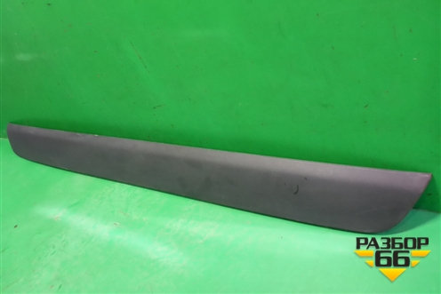 Накладка двери багажника (768020R070) для Toyota Rav-4 с 2018г (Рав 4)