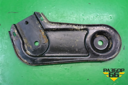 Кронштейн подрамника левый (задний) (13266387) для Chevrolet Cruze c 2009-2015г (Круз)