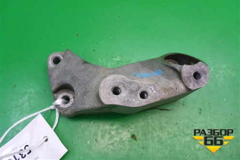 Кронштейн КПП левый (1.6л F16D3 МКПП) (13248573) для Chevrolet Cruze c 2009-2015г (Круз)