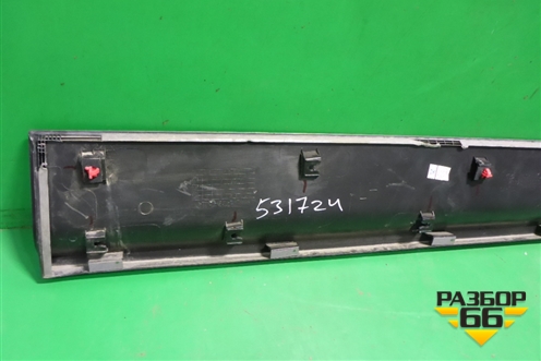 Накладка двери передней левой (87723M0000) для Hyundai Creta с 2016-2021г (Крета)