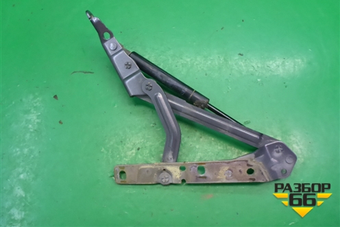 Петля крышки багажника левая (2M51F42701AA) для Ford Focus 1 с 1998-2004г (Фокус)