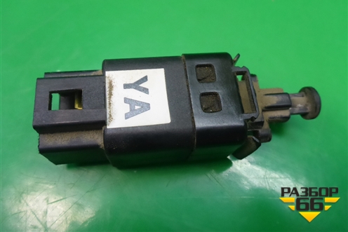 Датчик включения стопсигнала (96440925) для Chevrolet Rezzo с 2003г (Резо)