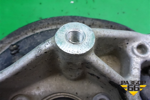 Кулак задний правый (2.0л CPS 4WD) для Audi Q3 с 2011-2018г (Ку 3)