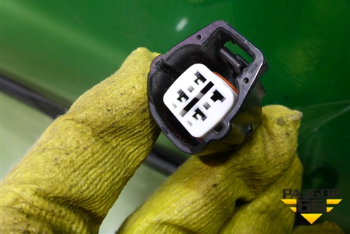 Стекло лобовое (с полным обогревом под датчик дождя) (5610160F90) для Toyota Land Cruiser Prado(150) с 2009г (Ленд Крузер Прадо)