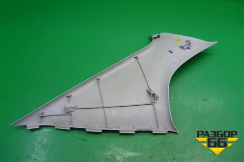 Обшивка стойки задняя верхняя правая (лифтбэк) (1U6867296) для Skoda Octavia (А4) с 1997-2011г (Октавия)