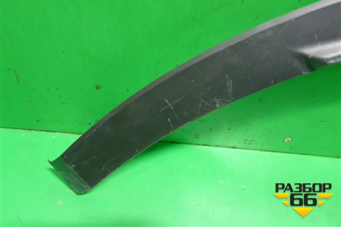 Накладка заднего крыла правого (7560548020) для Lexus RX 350 c 2015г (РХ)