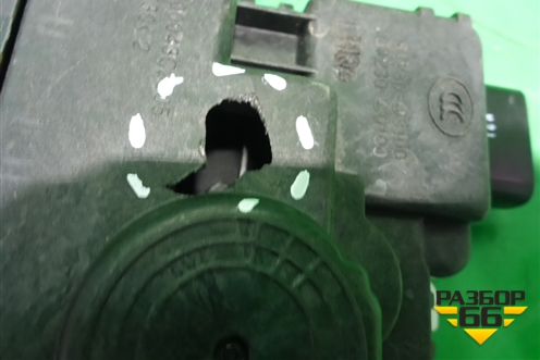 Замок багажника (в сборе с активатором) (81230D3100) для Hyundai Tucson с 2015-2022г (Туксон)