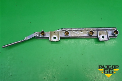 Рейка топливная рампа (1.6л QG16) для Nissan Primera (P12E) с 2001-2008г (Примера)