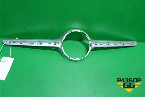 Накладка на решетку радиатора (A2188851022) для Mercedes Benz CLS W218 c 2010г (ЦЛС)