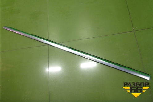 Уплотнитель стекла двери передней левой (A2137200124) для Mercedes Benz E-Klass W213 с 2016г (Е)