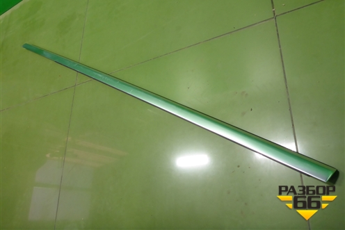 Уплотнитель стекла двери передней левой (A1677201302) для Mercedes Benz GLE-Klass V167 с 2018г (ГЛЕ)