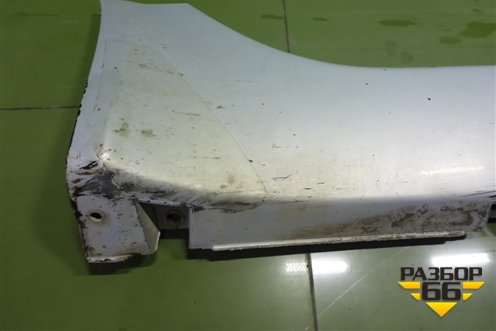 Накладка на порог наружная правая (седан) (76850AU300) для Nissan Primera (P12E) с 2001-2008г (Примера)