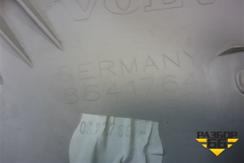 Обшивка стойки лобового стекла правая (8641764) для Volvo S40 с 2004-2012г (C40)