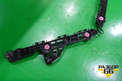 Кронштейн заднего бампера левый (5257633130) для Toyota Camry V70 с 2017г (Камри)