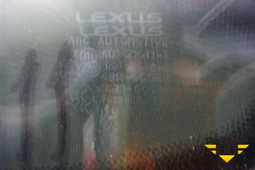 Стекло глухое левое (заднее) (6272048280) для Lexus RX 300 c 2009-2015г (РХ)