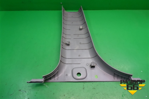 Обшивка стойки центральная нижняя правая (858353E000) для Kia Sorento I с 2002-2011г (Соренто 1)