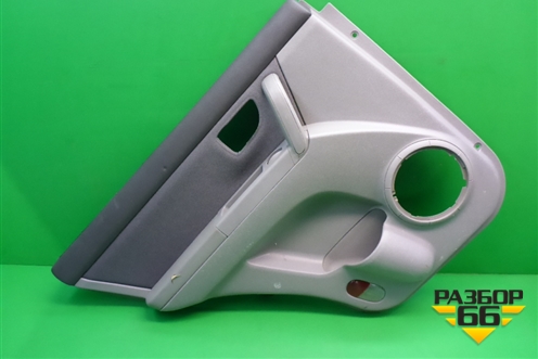 Обшивка двери задней левой под электрику (833503E000) для Kia Sorento I с 2002-2011г (Соренто 1)