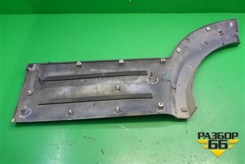 Накладка двери задней правой для Kia Sorento I с 2002-2011г (Соренто 1)