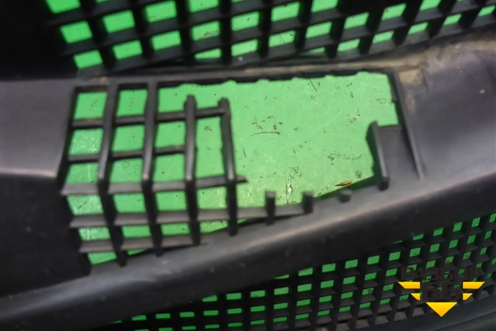 Решетка стеклоочистителей левая (861513E000) для Kia Sorento I с 2002-2011г (Соренто 1)