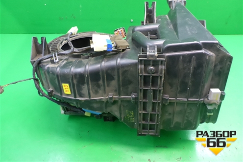 Корпус отопителя (под моторчик) для Kia Sorento I с 2002-2011г (Соренто 1)