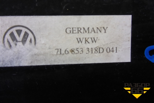 Накладка стойки (центральной правая) (7L6853318D) для Volkswagen Touareg c 2002-2010г (Туарег)