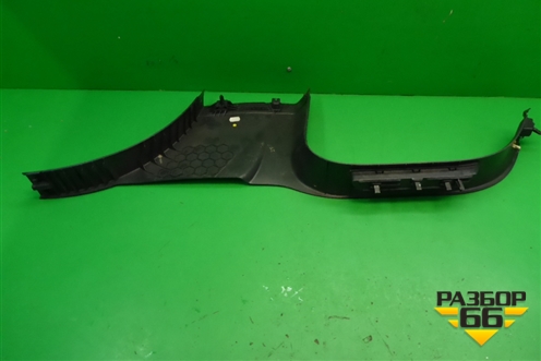 Накладка порога внутренняя левая (7P0853369H) для Volkswagen Touareg с 2010-2018г (Туарег)