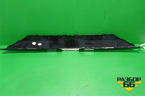 Накладка двери багажника (4M8853236) для Audi Q8 с 2018г (Ку 8)