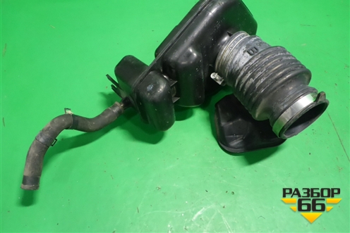 Резонатор воздушного фильтра (2.3л VQ23) (9Y504) для Nissan Teana (J31) с 2003-2008г (Теана)